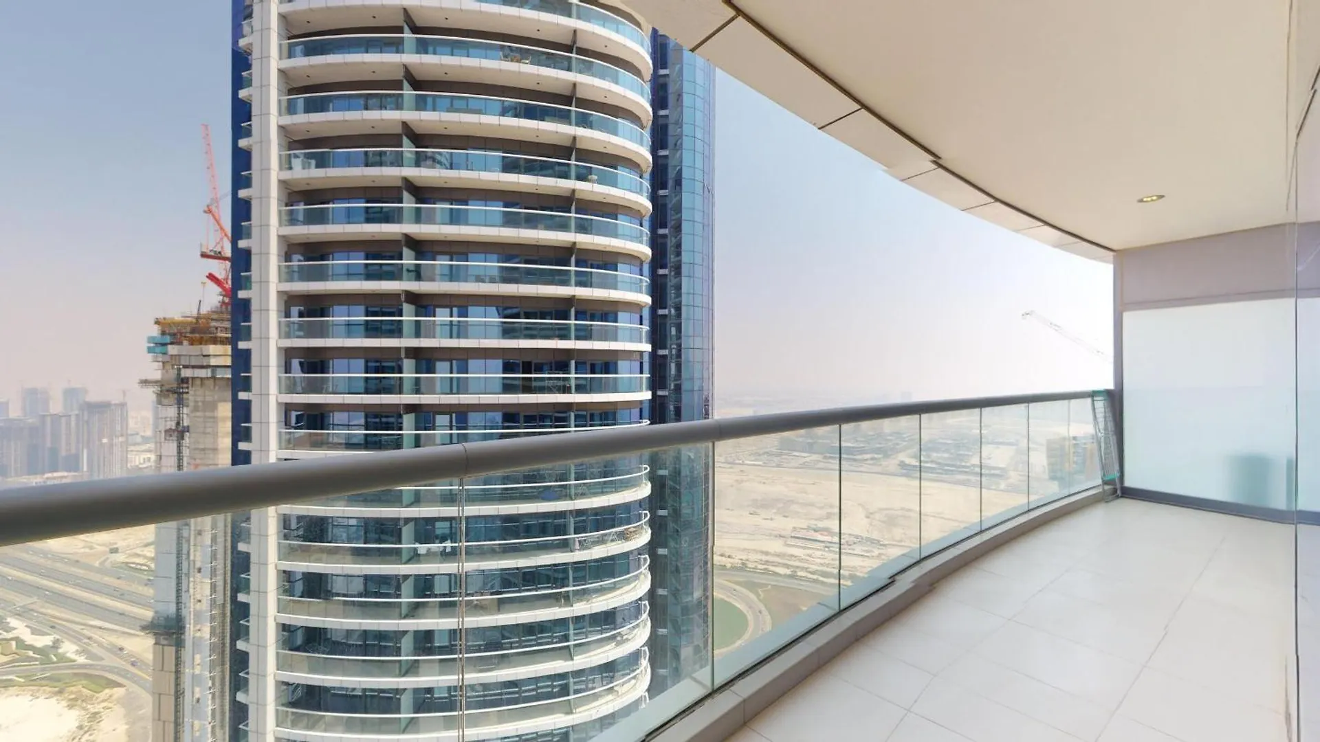 Apartment Primestay - Spacious 1Br In Damac Paramount - Business Bay Dubai