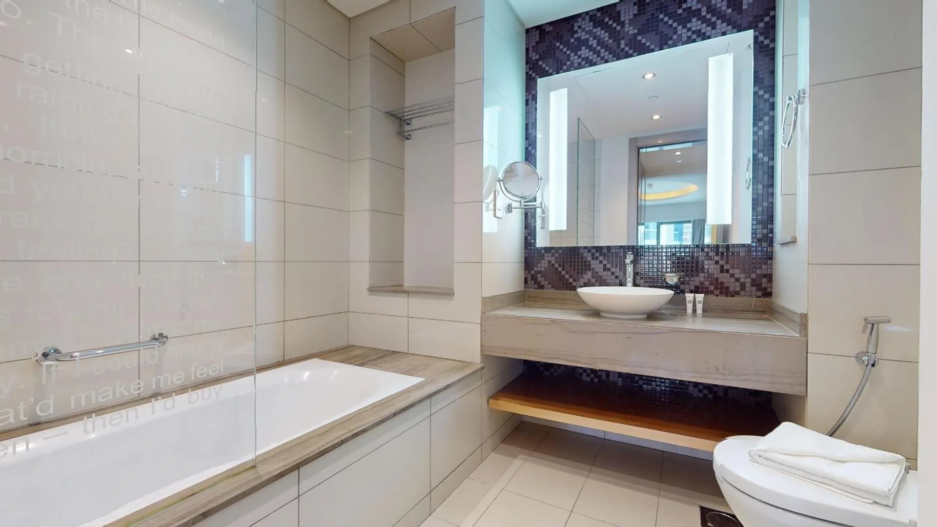 Primestay - Spacious 1Br In Damac Paramount - Business Bay Dubai